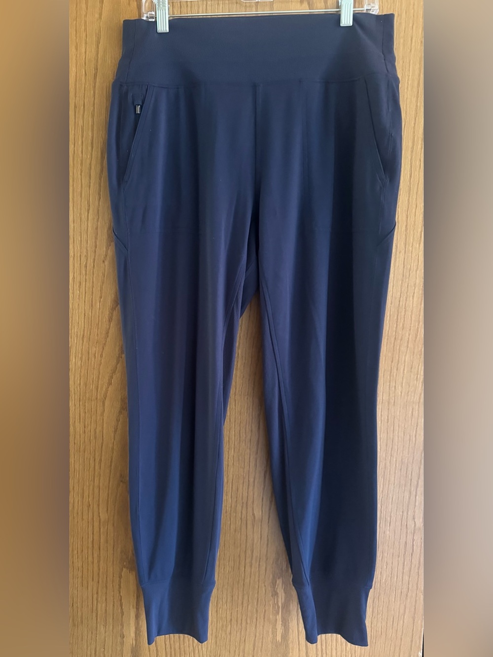 Athleta Navy Women’s Venice Joggers